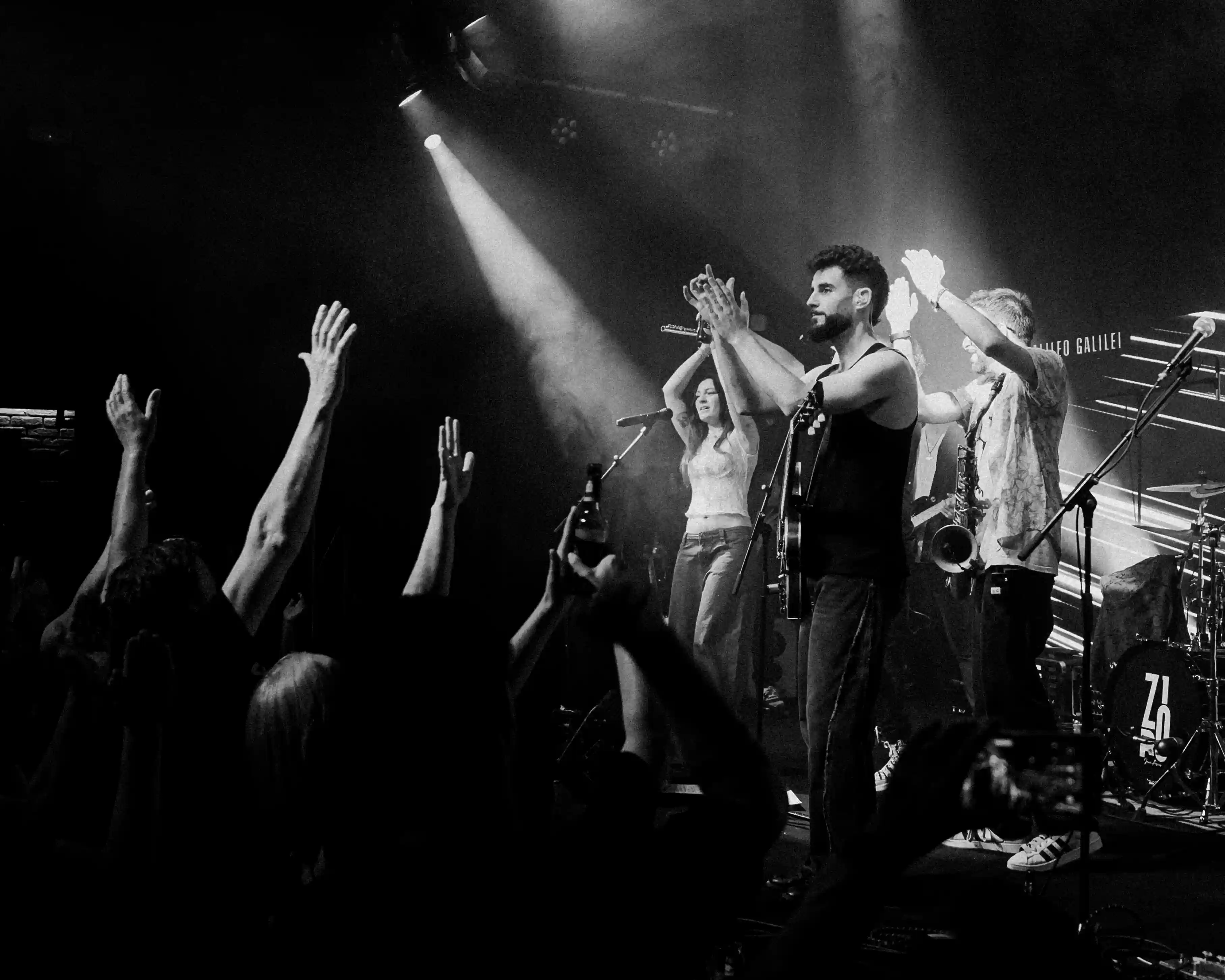 ZIRO en Sala Galileo Madrid junto al público